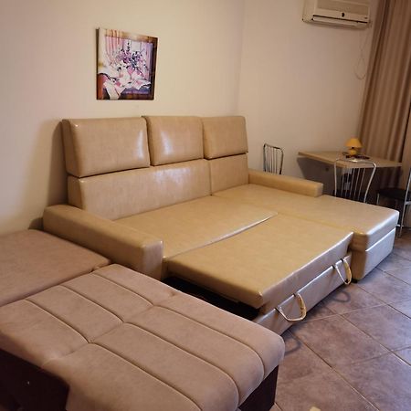 أهيلوي Dl Apartments المظهر الخارجي الصورة
